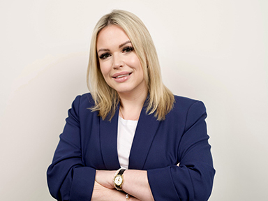 Hier ist Frau Neth als Jury abgebildet